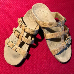 VIONIC Sz 9 Aubrey Cork EVA Type Soles Tri-Plantar Technology  Slip On Sandals